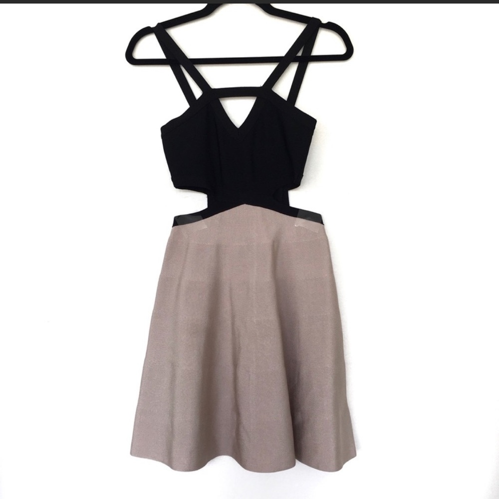 Bebe Black & Beige Fit & Flare Cutout Dress Small